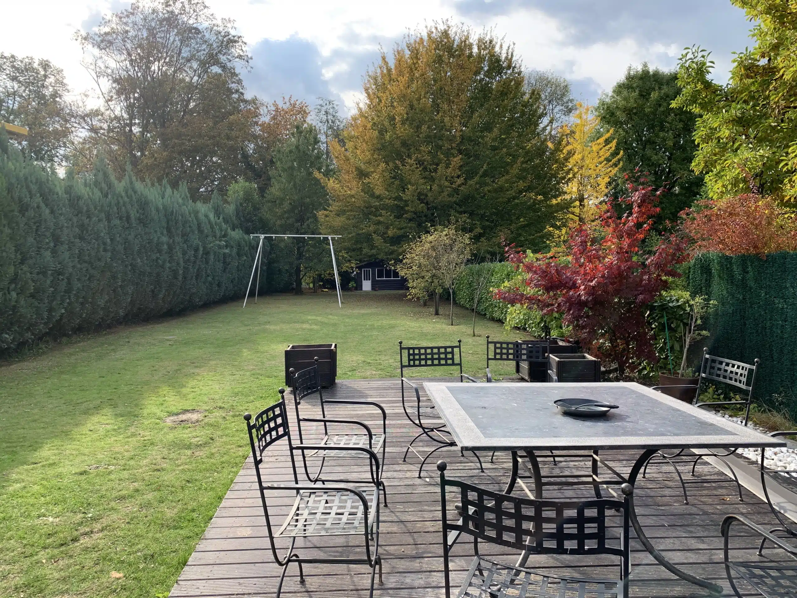 jardin avec terrasse en bois