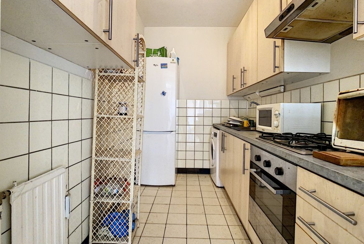 Kitchen - 2 bedroom apartment + terrace - Arcades - Watermael-Boitsfort