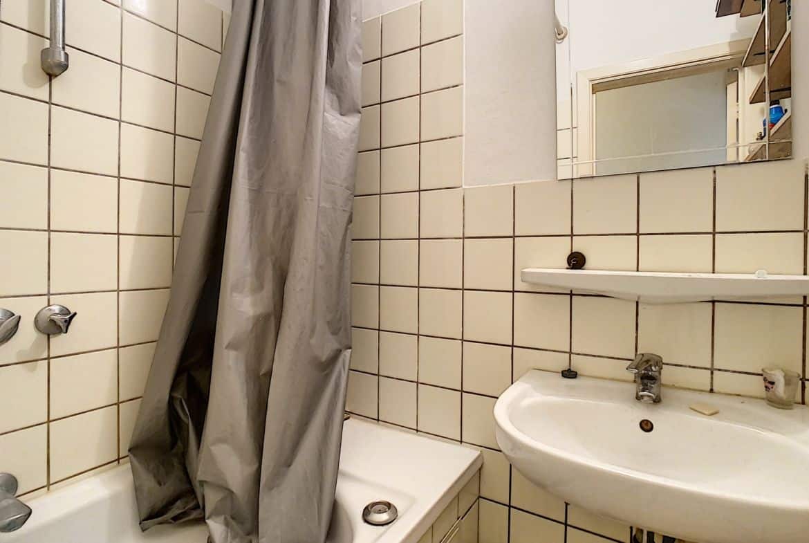 Bathroom - 2 bedroom apartment + terrace - Arcades - Watermael-Boitsfort