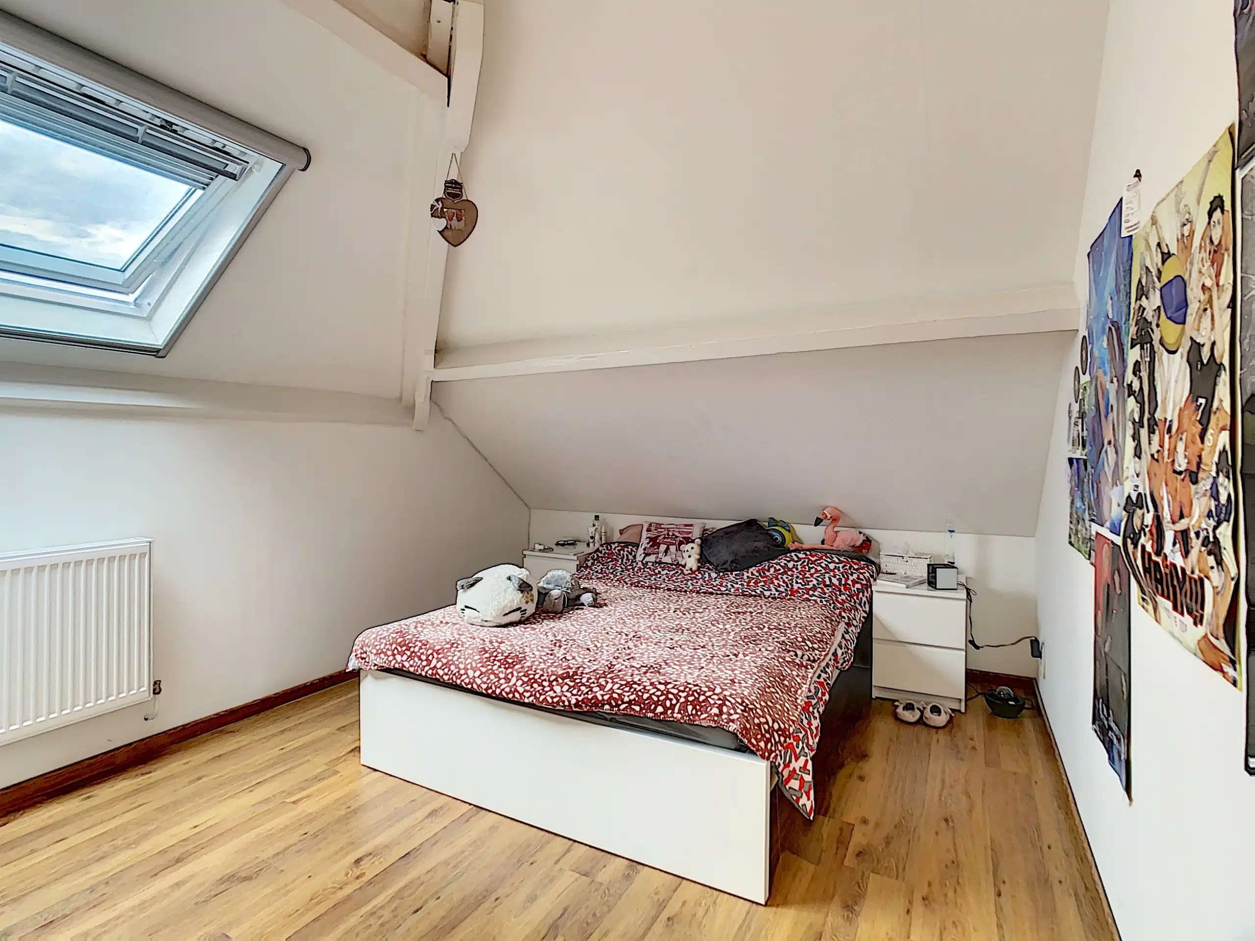 Chambre Attique Confortable et Lumineuse avec Décoration Personnalisée Chambre - Magnifique maison 3 façades avec piscine – Zemst