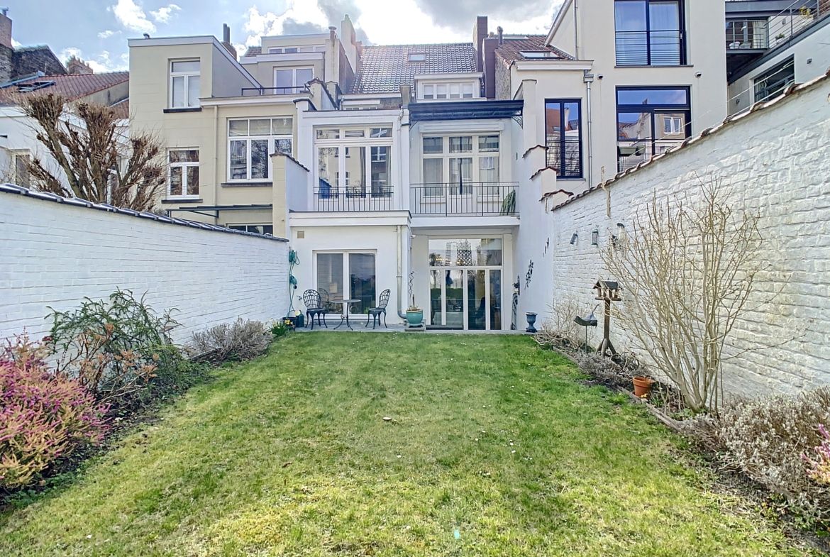Jardin - Magnifique Maison – A deux pas des Etangs d’Ixelles