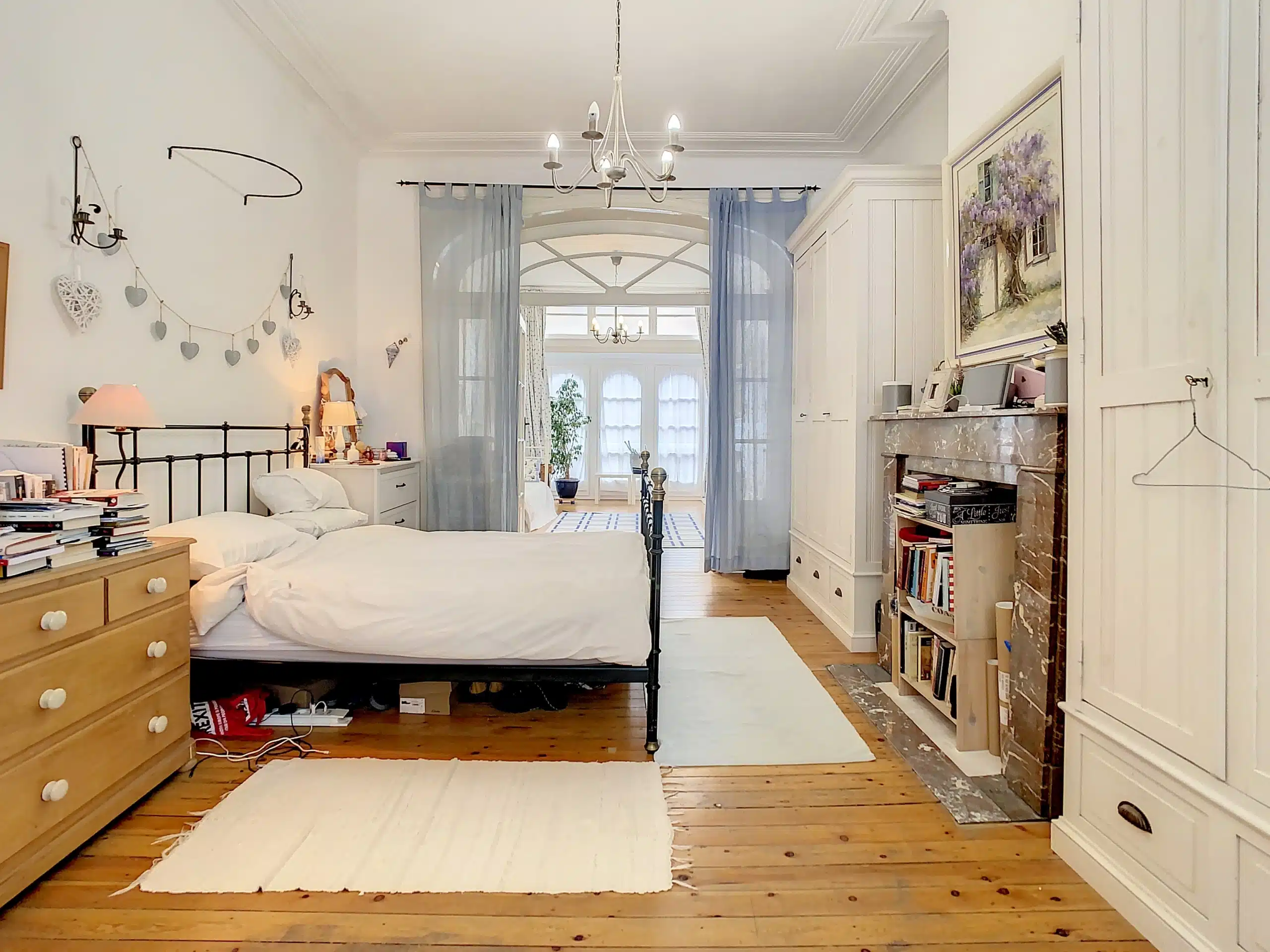Chambre Charmante et Cozy avec Vue Lumineuse Chambre - Magnifique Maison – A deux pas des Etangs d’Ixelles