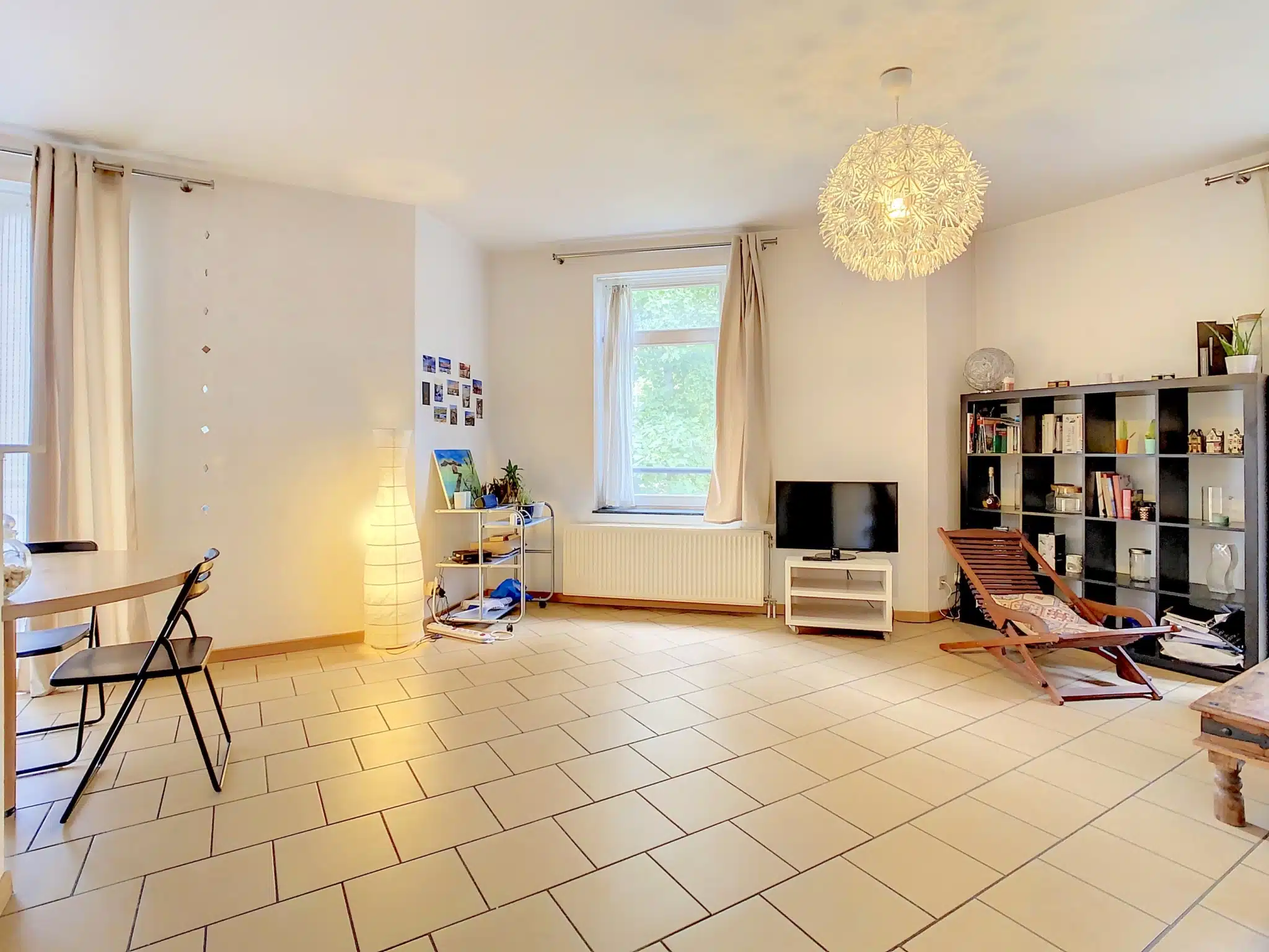 Bright modern living room with minimalist style Living room - Magnificent 2 bedroom apartment - Near Place van Meenen - Ixelles