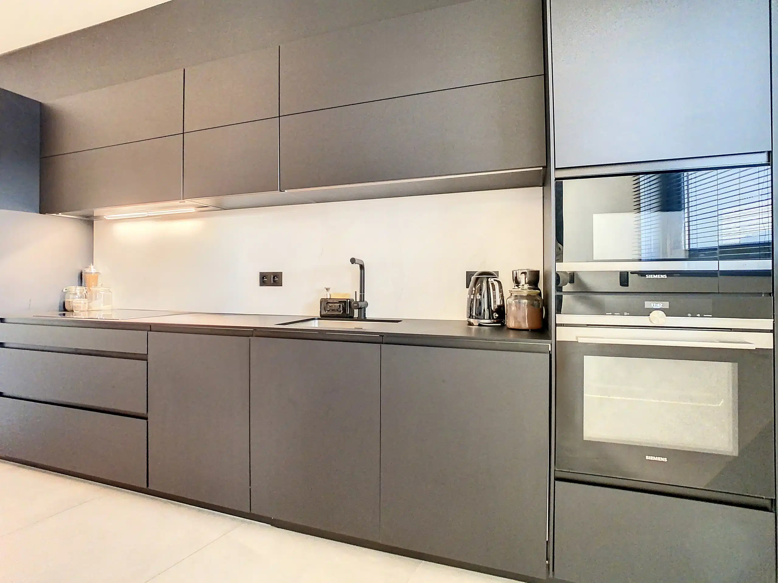 Minimalist Modern Kitchen in Grey and Natural Light Kitchen - Exceptional penthouse with large terrace and garage box - Uccle