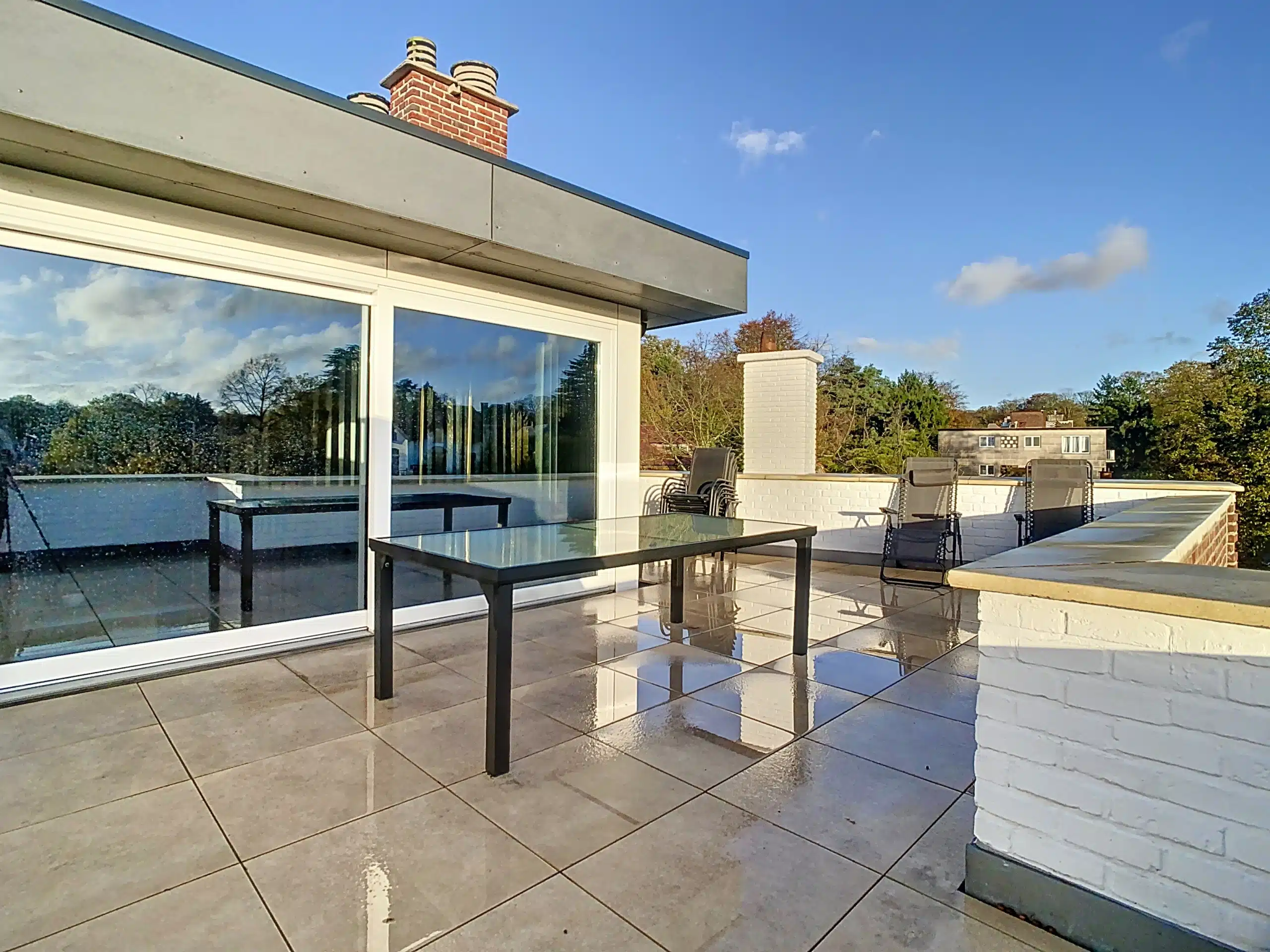 Modern Terrace With Nature View And Elegant Comfort Terrace - Exceptional penthouse with large terrace and garage box - Uccle