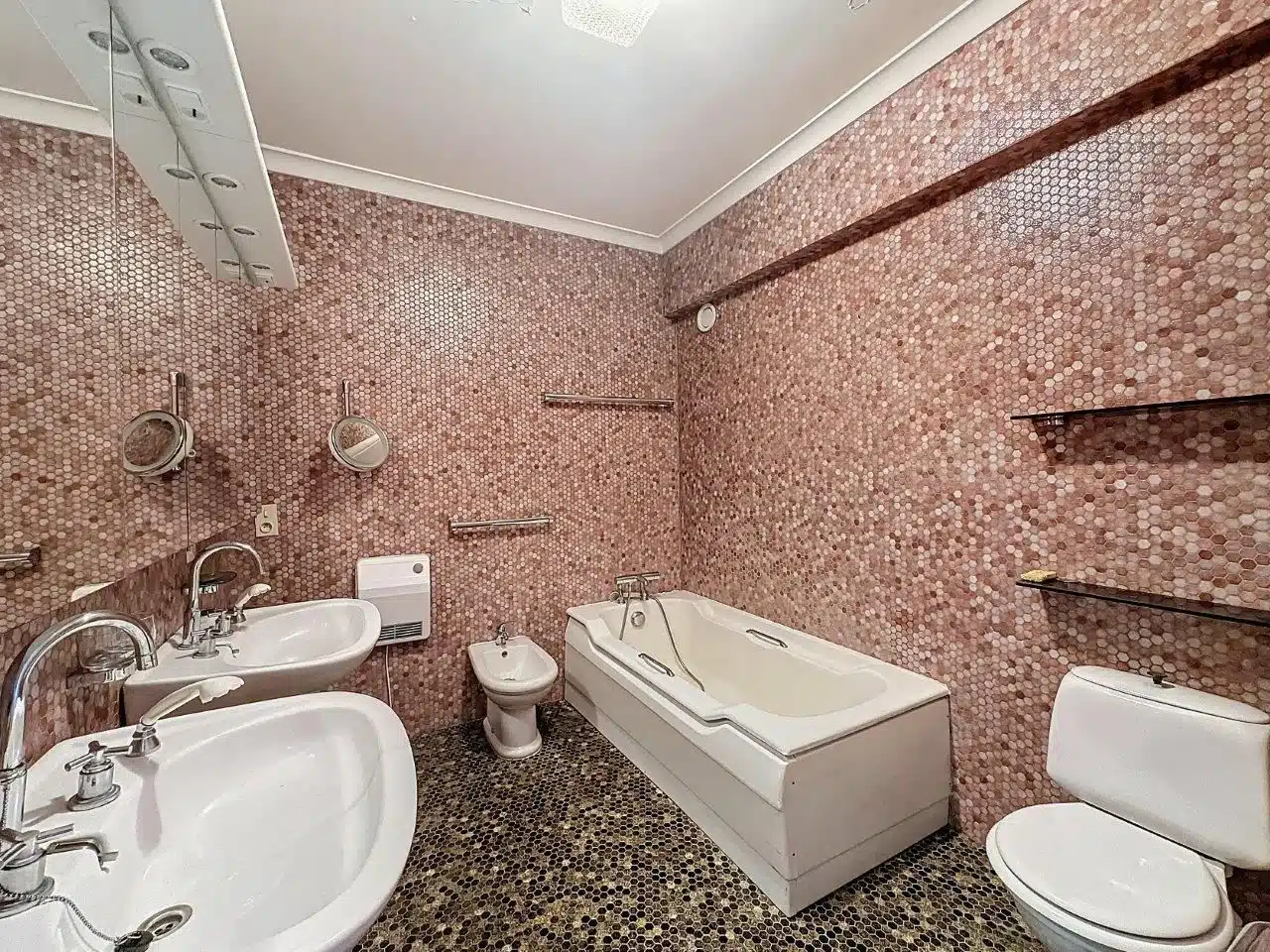 Modern Bathroom with Textured Pink Walls Bathroom - 2 bed apartment with terraces and garage - Uccle