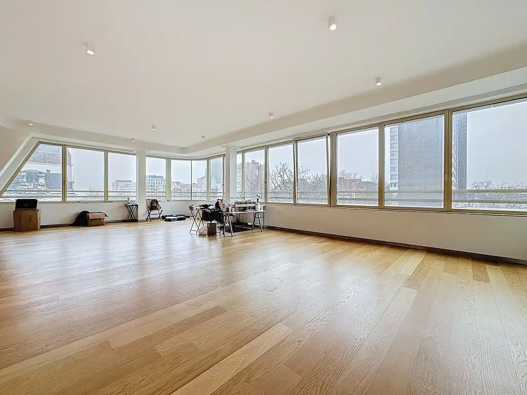 Bright modern space with urban views View - Exceptional apartment with 2 terraces - Toison d'or - Ixelles