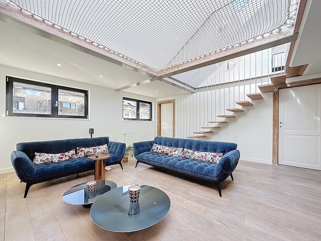 Salon - Penthouse – Duplex – Terrasse – Place Stéphanie – Saint-Gilles